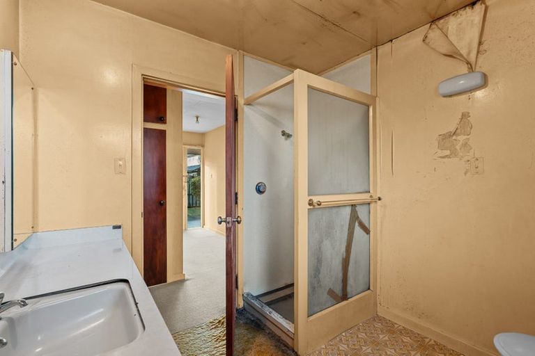 Photo of property in 2 Joyce Crescent, Ilam, Christchurch, 8041