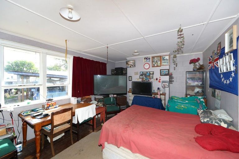 Photo of property in 711 Kiwi Street, Camberley, Hastings, 4120