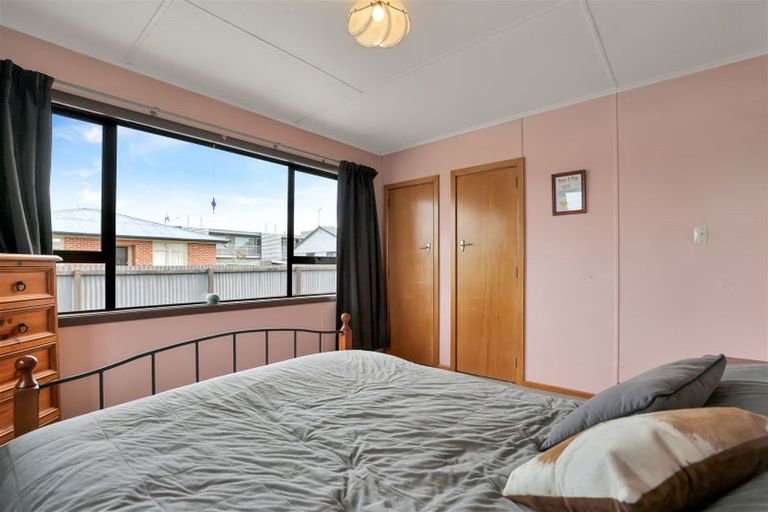 Photo of property in 98 Mcmurdo Street, Tinwald, Ashburton, 7700