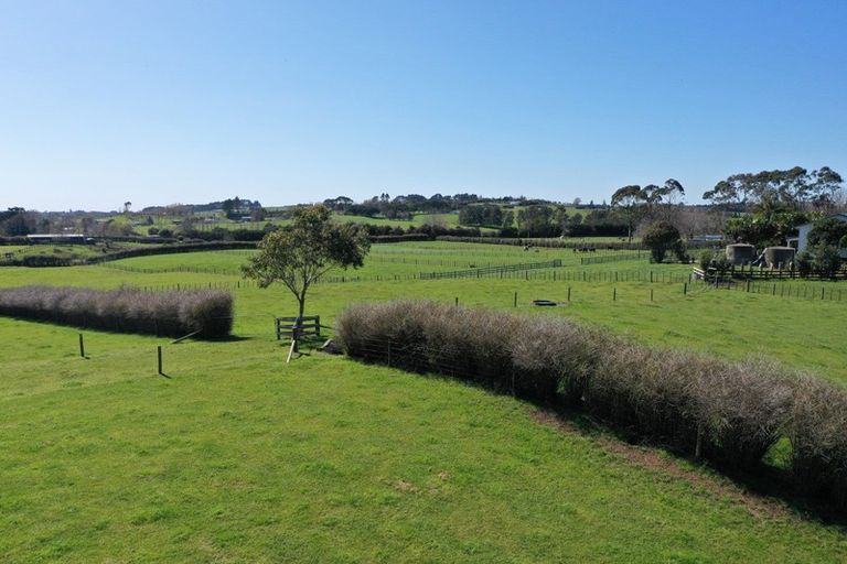 Photo of property in 370a Kingseat Road, Kingseat, Pukekohe, 2679