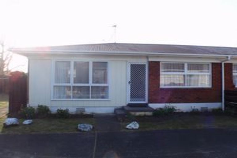 Photo of property in 1/72a Victoria Road, Papatoetoe, Auckland, 2025
