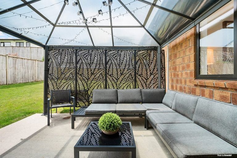 Photo of property in 23 Raithburn Terrace, Pokeno, 2402