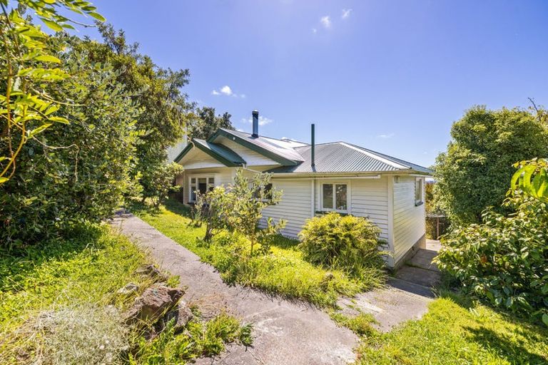 Photo of property in 9 Seamount Terrace, Mount Pleasant, Christchurch, 8081