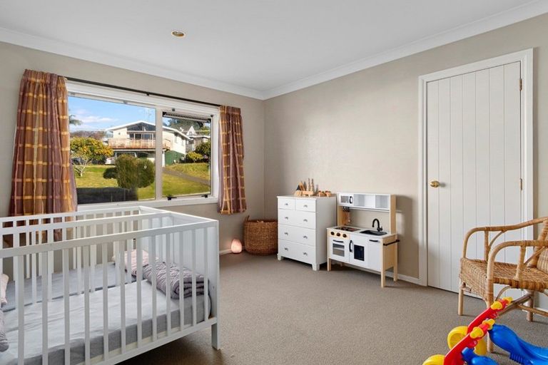 Photo of property in 2 Harbourside Way, Welcome Bay, Tauranga, 3112