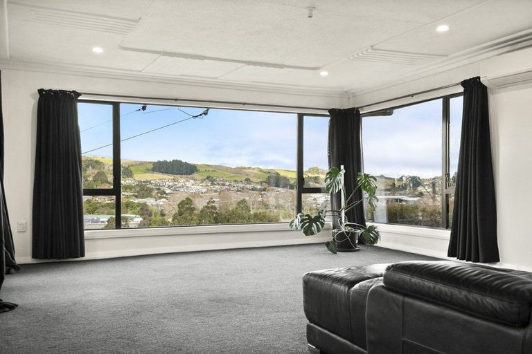 Photo of property in 44 Waldron Crescent, Green Island, Dunedin, 9018