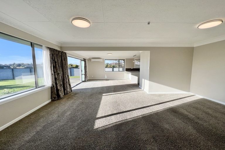 Photo of property in 8 Cruickshank Crescent, Rosedale, Invercargill, 9810