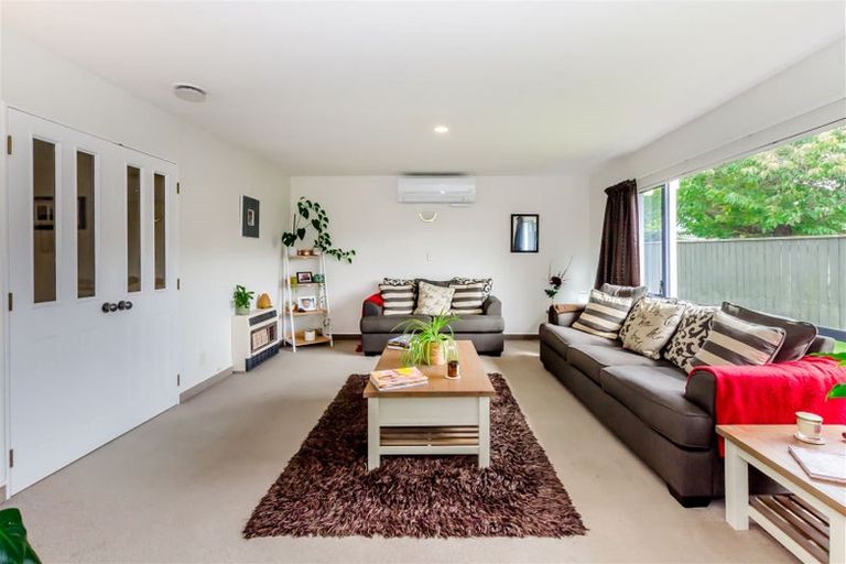 Photo of property in 87 Cedar Drive, Paraparaumu Beach, Paraparaumu, 5032