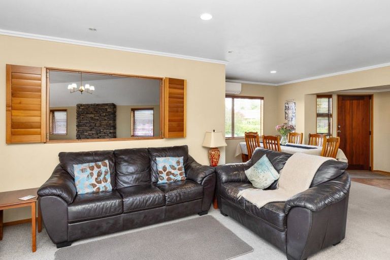 Photo of property in 46 Woodlands Drive, Havelock North, 4130