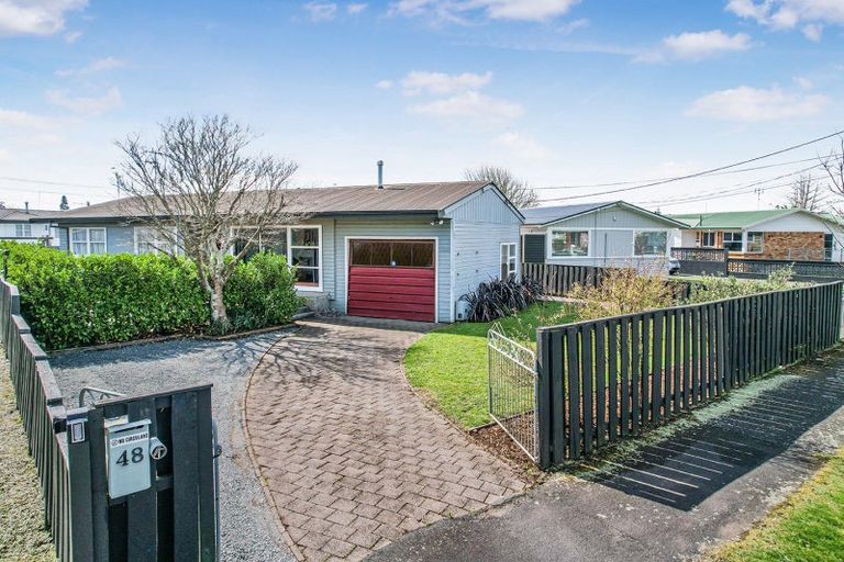 Photo of property in 48 English Street, St Andrews, Hamilton, 3200
