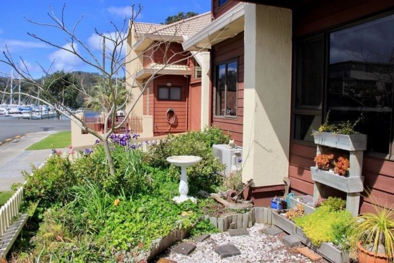 Photo of property in 2 Campbell Street, Whitianga, 3510