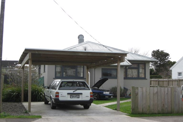 Photo of property in 10a Walsh Road, Westown, New Plymouth, 4310