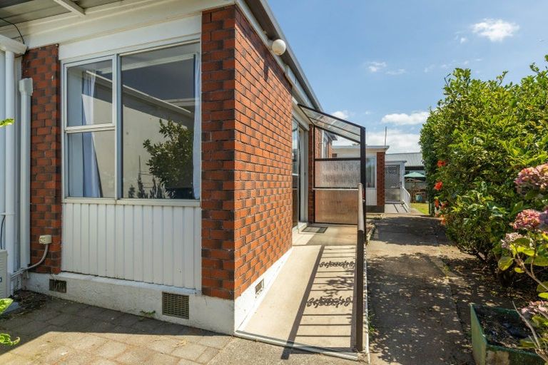 Photo of property in 42b Sackville Street, Fitzroy, New Plymouth, 4312