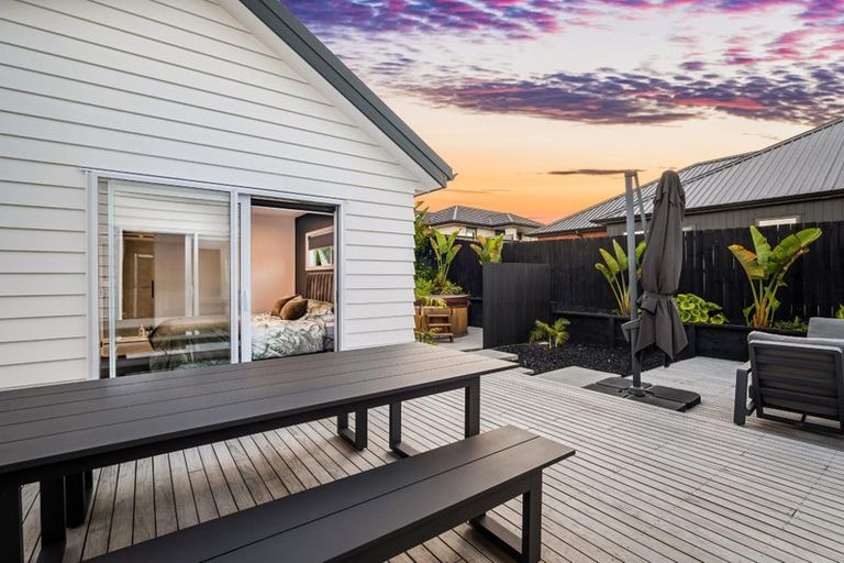 Photo of property in 58 Riverhead Point Drive, Riverhead, 0820