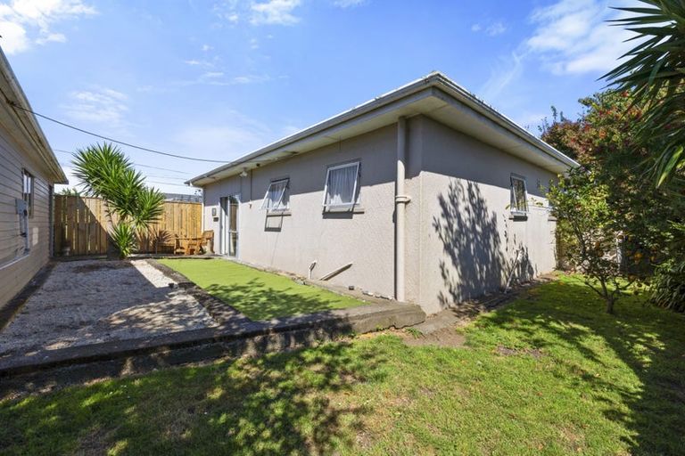 Photo of property in 51a Richmond Street, Waitara, 4320