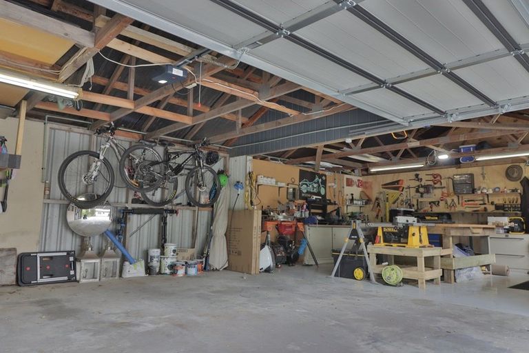 Photo of property in 70 Mapleham Drive, Pegasus, 7612