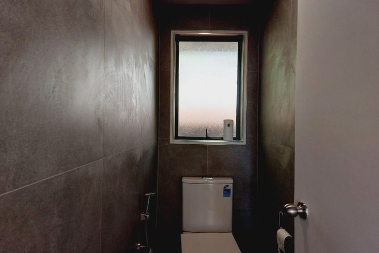 Photo of property in 1/23 Landow Place, Henderson, Auckland, 0612