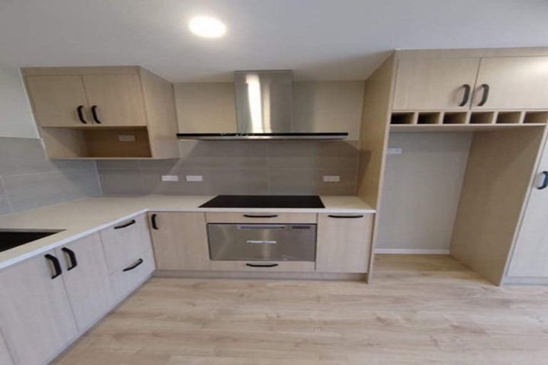 Photo of property in 16 Bond Street, Hokowhitu, Palmerston North, 4410