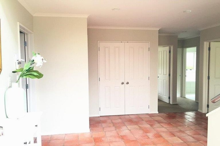 Photo of property in 2/59 The Parade, Bucklands Beach, Auckland, 2012