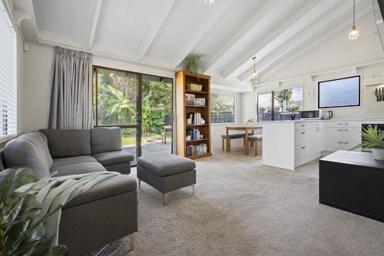 Photo of property in 1 Amber Drive, Tikipunga, Whangarei, 0112