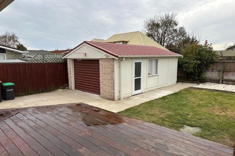 Photo of property in 1/43 Erin Crescent, Mairehau, Christchurch, 8013