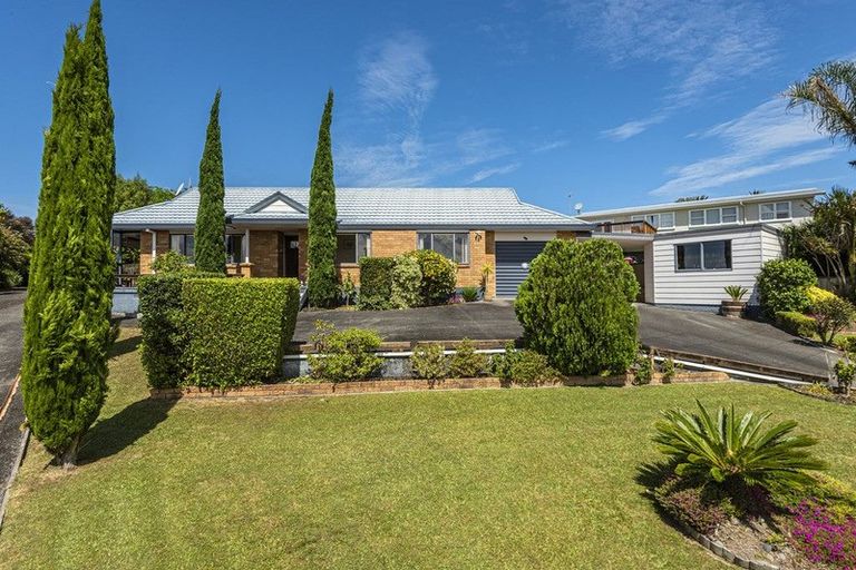 Photo of property in 35 Yorke Road, Haruru, 0204