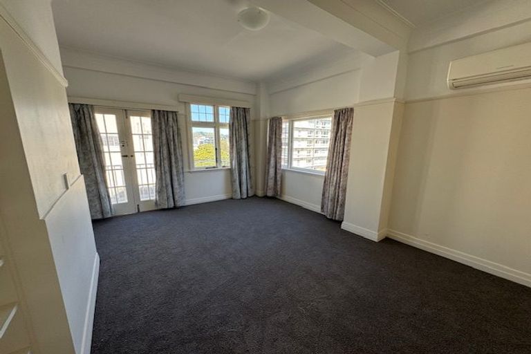 Photo of property in Elms Court Flats, 8/367 The Terrace, Te Aro, Wellington, 6011