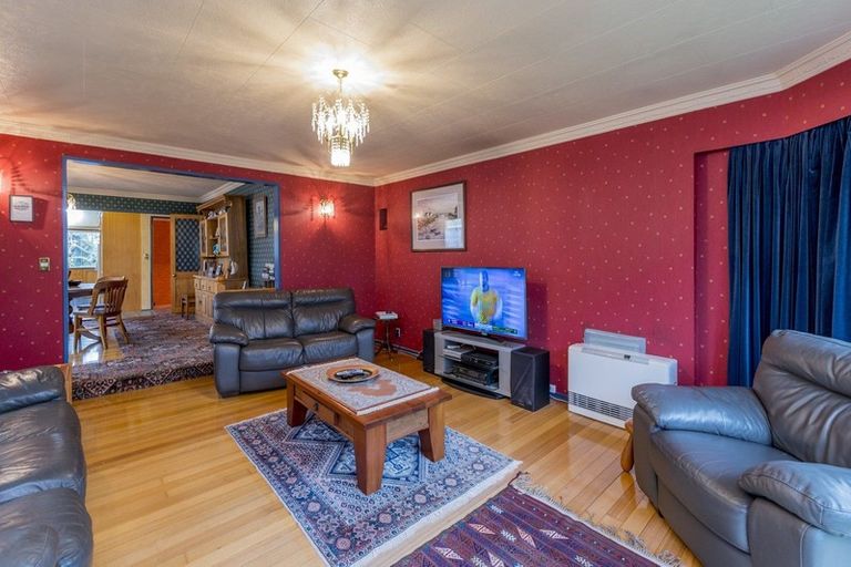 Photo of property in 16 Regal Street, Levin, 5510