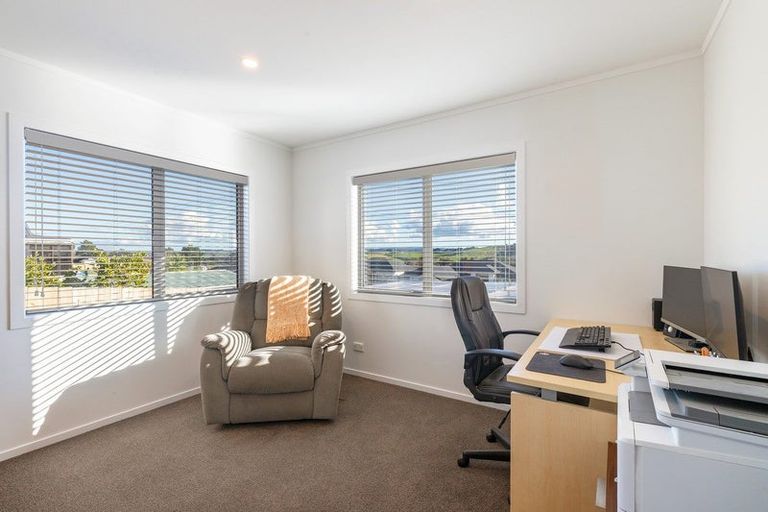 Photo of property in 1 Tamatea Drive, Snells Beach, 0920