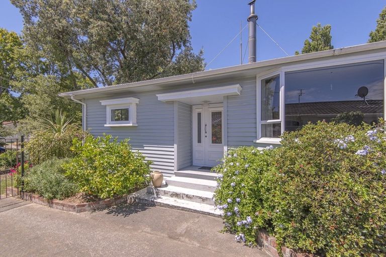 Photo of property in 140 Studholme Street, Somerfield, Christchurch, 8024