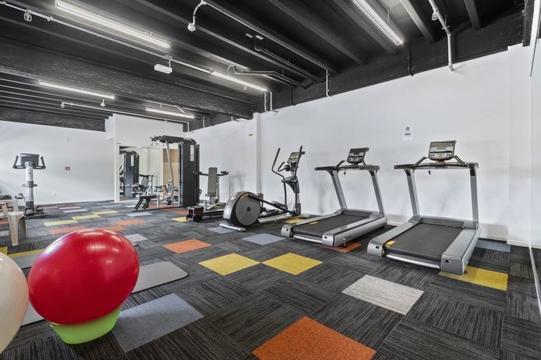 Photo of property in 24b/30 Westward Ho, Glen Eden, Auckland, 0602