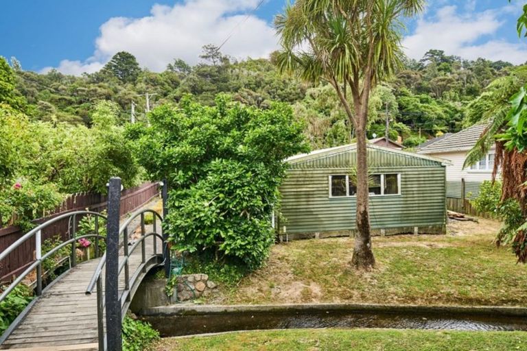 Photo of property in 72 Hair Street, Wainuiomata, Lower Hutt, 5014