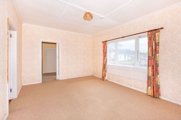 Photo of property in 4 Seddon Street, Te Aroha, 3320