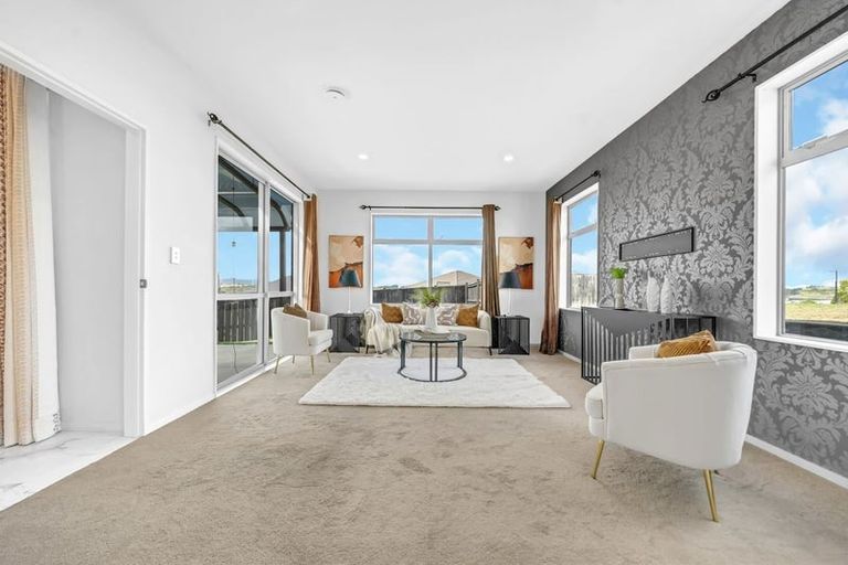 Photo of property in 10 Bellenden Crescent, Pokeno, 2402