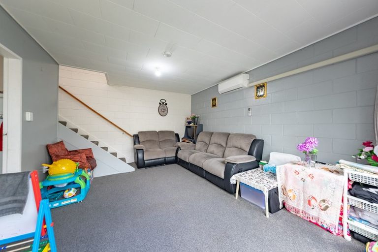 Photo of property in 2/781 Fergusson Drive, Elderslea, Upper Hutt, 5018