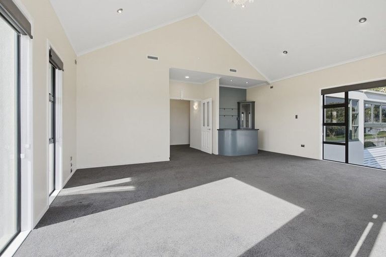 Photo of property in 19c Shelter Grove, Frankleigh Park, New Plymouth, 4310