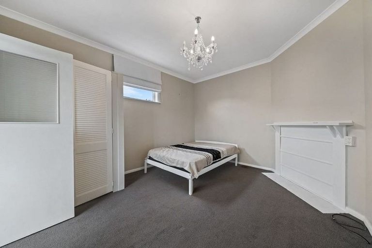 Photo of property in 99 Whites Line East, Waiwhetu, Lower Hutt, 5010