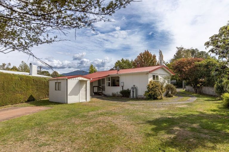 Photo of property in 69 Te Herekiekie Street, Turangi, 3334