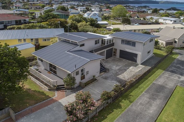 Photo of property in 26 Kawau View Road, Snells Beach, 0920