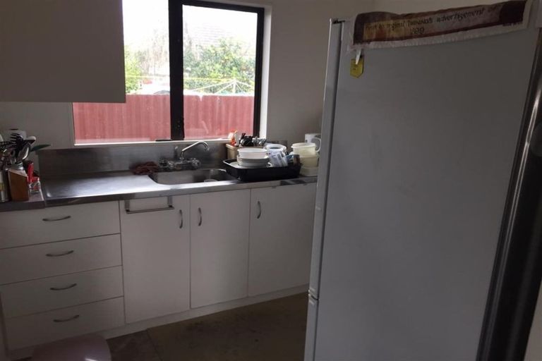 Photo of property in 8 Burbridge Road, Favona, Auckland, 2024