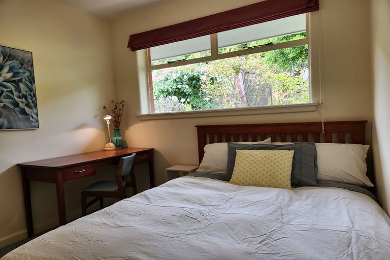 Photo of property in 34 Cannon Hill Crescent, Mount Pleasant, Christchurch, 8081