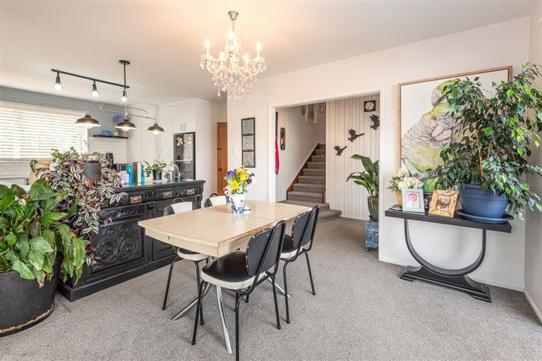 Photo of property in 6 Chilton Drive, Mairehau, Christchurch, 8052