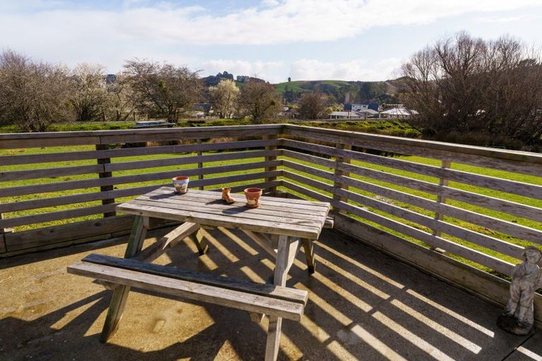 Photo of property in 17 Abbotts Hill Road, Abbotsford, Dunedin, 9018