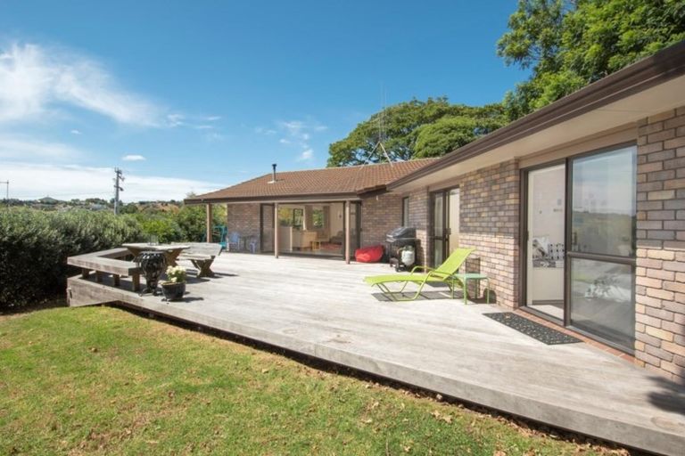 Photo of property in 255 Waitaha Road, Welcome Bay, Tauranga, 3112