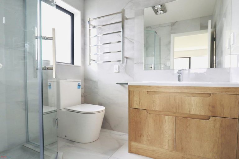 Photo of property in 25 Woven Place, Karaka, Papakura, 2113