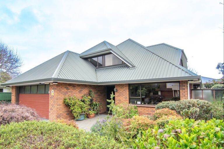 Photo of property in 123 Te Awe Awe Street, Hokowhitu, Palmerston North, 4410
