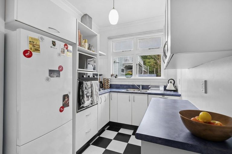 Photo of property in 6/1 Rixon Grove, Mount Victoria, Wellington, 6011