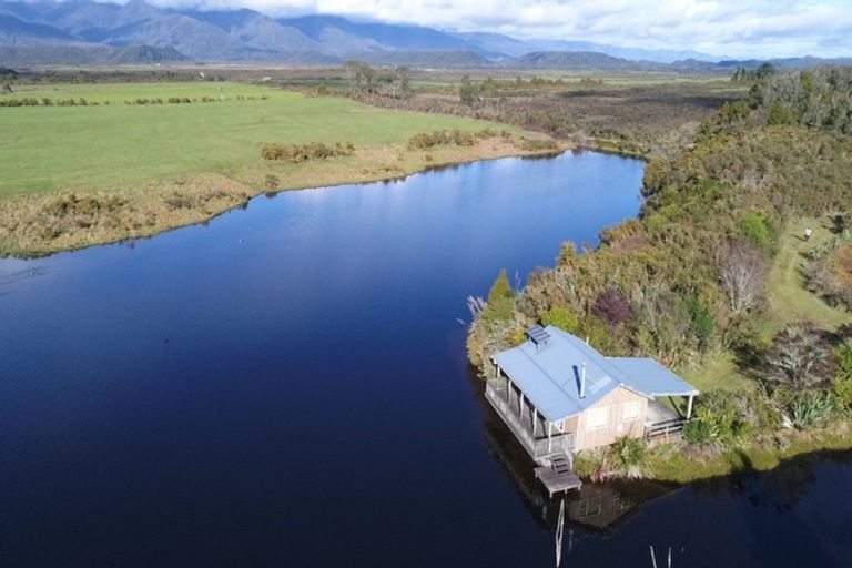 Photo of property in 348 Virgin Flat Road, Virgin Flat, Cape Foulwind, 7892