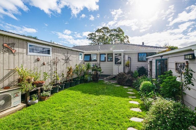 Photo of property in 57 Urlich Drive, Ranui, Auckland, 0612