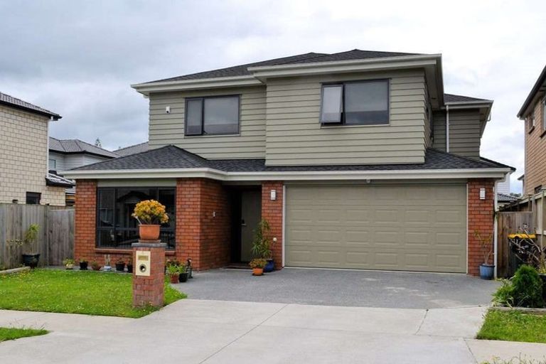 Photo of property in 4 Aster Place, Flat Bush, Auckland, 2019