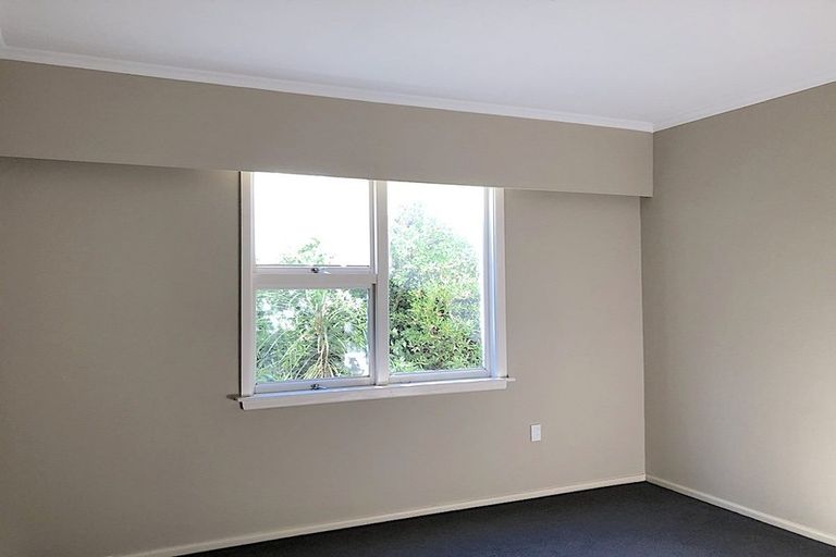 Photo of property in 10 Avonhead Road, Avonhead, Christchurch, 8042